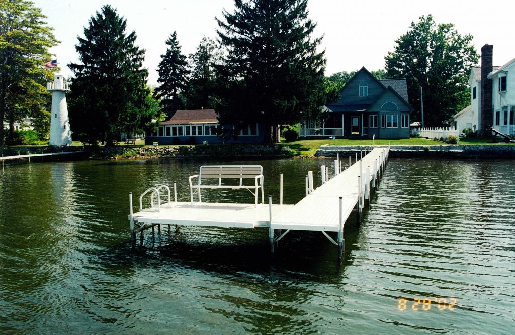 Conneaut Lake Docks and Lifts